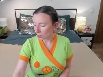 Catherinewalls  live sex cam