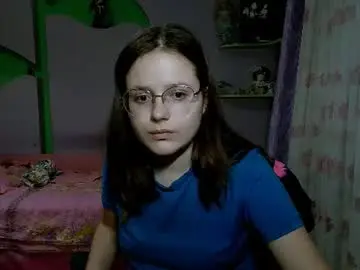 Diamondfoxie  live sex cam