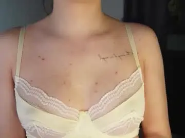 Funnypuppylove  live sex cam