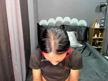 Hotasian__chris  live sex cam