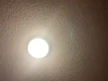 Lesbianswhosquirt  live sex cam