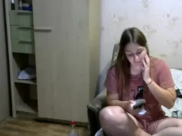 Mercedeskaah  live sex cam