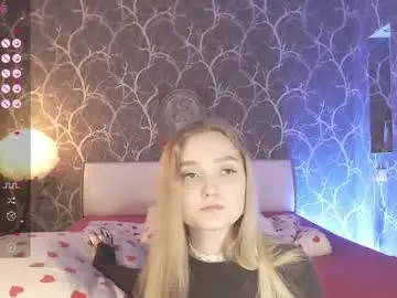 Miamiameow  live sex cam