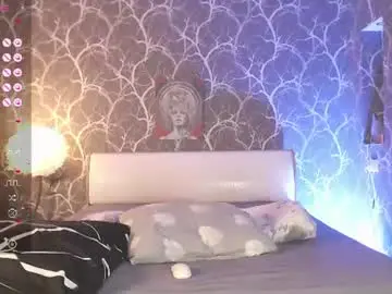 Miamiameow  live sex cam