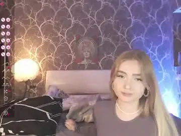 Miamiameow  live sex cam