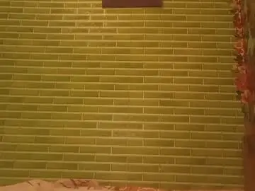 Mohawkred  live sex cam