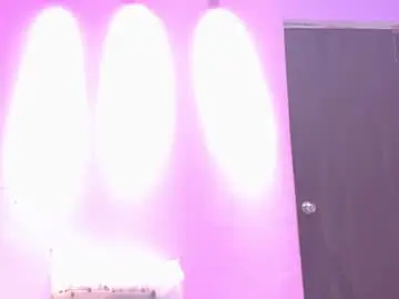 Andreasweet22  live sex cam