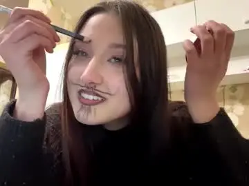 Bertiebrailford  live sex cam