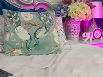 Bigbooty_69x  live sex cam
