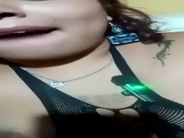 Diablaweed420  live sex cam