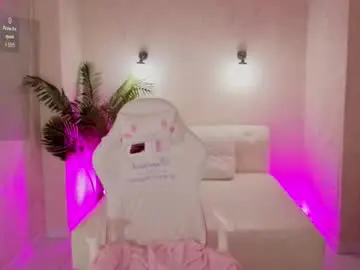 Erica_mckenzie  live sex cam