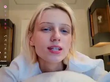 Evangel111  live sex cam