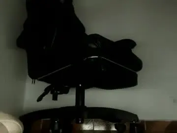 Goddessgolden50  live sex cam
