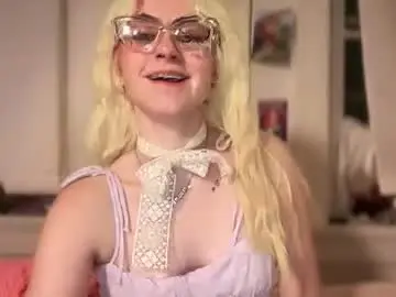 Honeyxlimbed  live sex cam