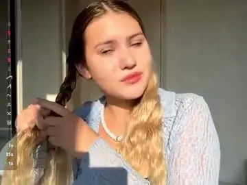 Iselabruun  live sex cam