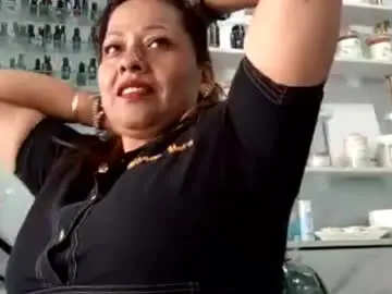 Katiamaechalatina  live sex cam