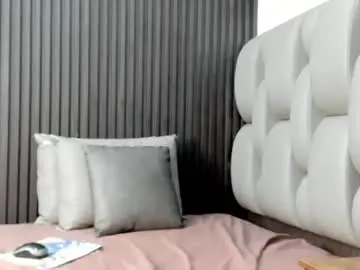 Kiiaraamoon  live sex cam