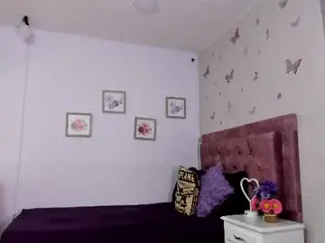 Kiiaraamoon  live sex cam
