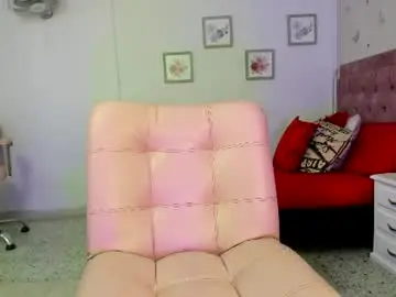 Kiiaraamoon  live sex cam