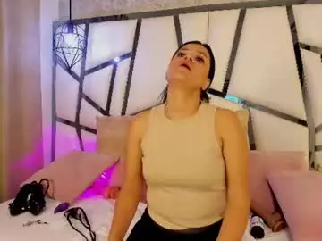 Luciana_vegah  live sex cam