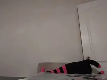 Merrillbotkin  live sex cam