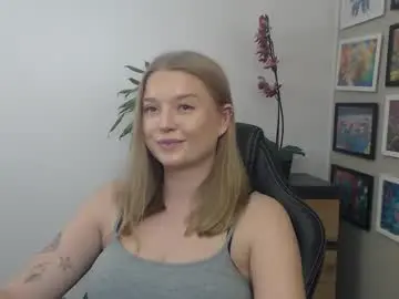 Mysteryericax  live sex cam