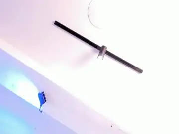 Natyrussel  live sex cam