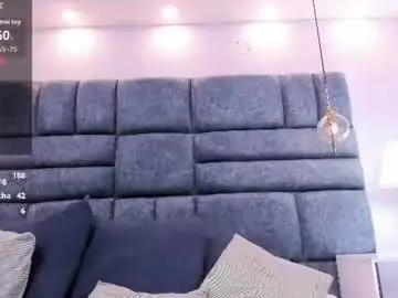 Tatianacrow  live sex cam