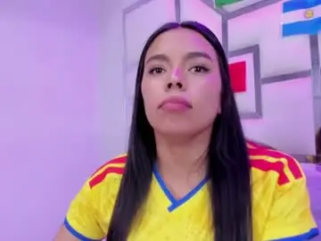 Zoeswanx  live sex cam