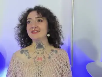 Daphneblunt  live sex cam