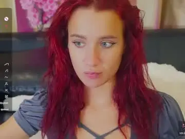 Emmyfoxxofficial  live sex cam