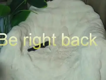 Emmyfoxxofficial  live sex cam
