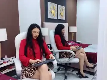 Ivett_  live sex cam