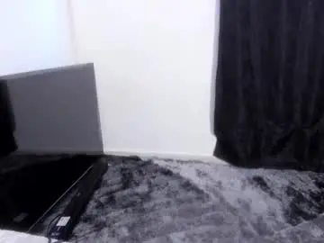 Jadey_cooper  live sex cam