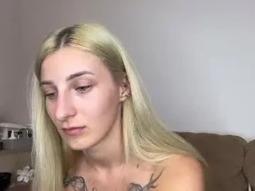 Jenetrigg  live sex cam