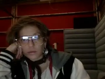 Joythenomad  live sex cam