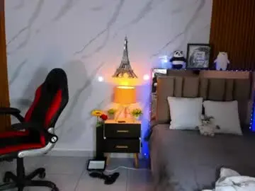 Lunascoott  live sex cam