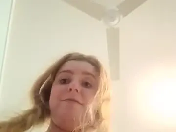 Naughtyt333n  live sex cam