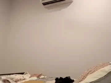Naughtyt333n  live sex cam