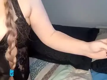 Naughtyt333n  live sex cam