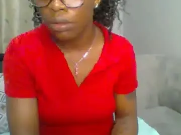 Prettyela  live sex cam