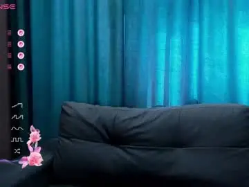 Veronicaholmes_  live sex cam