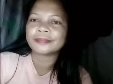 Yadly143  live sex cam
