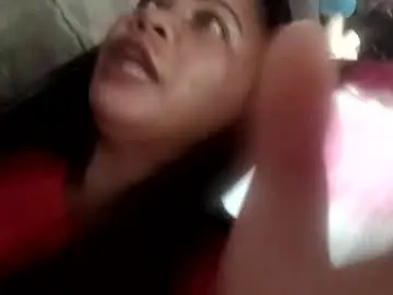 Yadly143  live sex cam