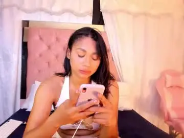 Emy_bw  live sex cam