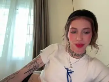 Happyvivy  live sex cam