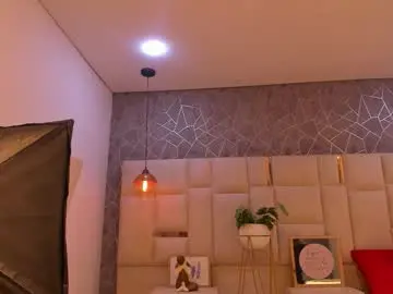 Im_alaya  live sex cam