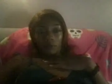 Itsnyladior777  live sex cam
