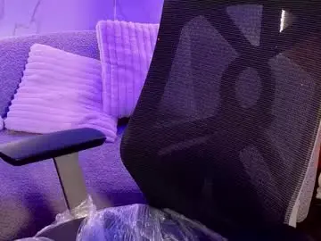 Lucyvg  live sex cam