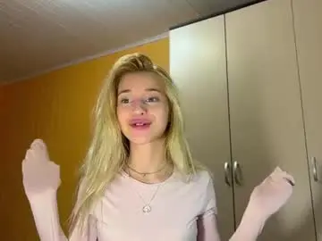 Sabinamccrohan  live sex cam